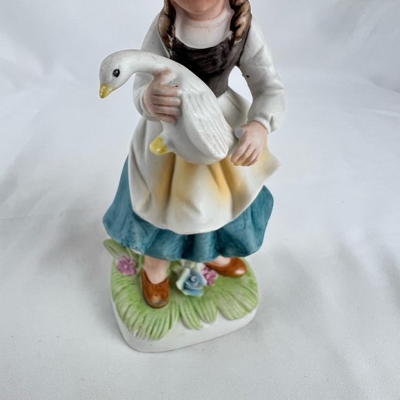 Vintage Porcelain Figurine of Village Girl Lady w/Red Hat Holding Goose 6" - Picture 8 of 10